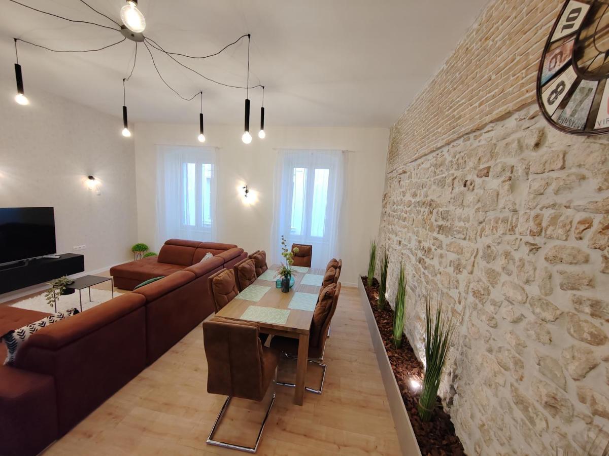 Town Square Apartamento