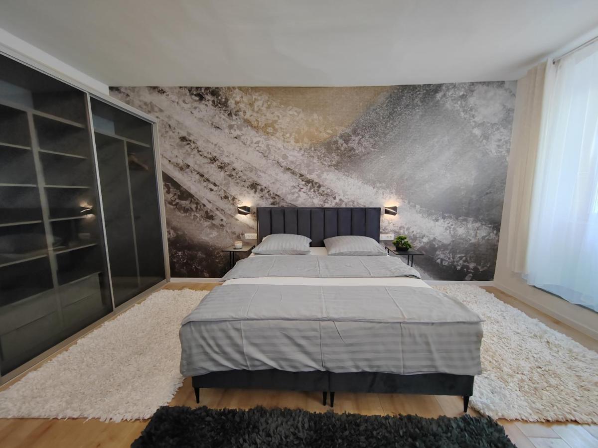 Town Square Apartamento *